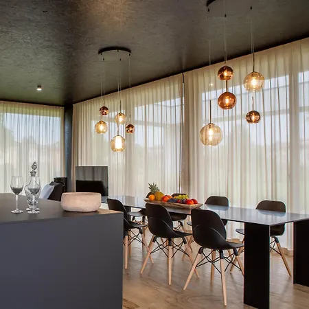 Rosso Di Sera -vicenza Elite Apartment *