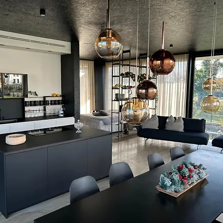 Rosso Di Sera Апартаменты Тьене