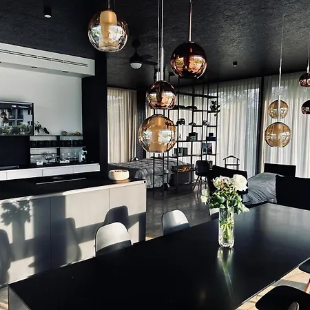 Rosso Di Sera -vicenza Elite Apartment *